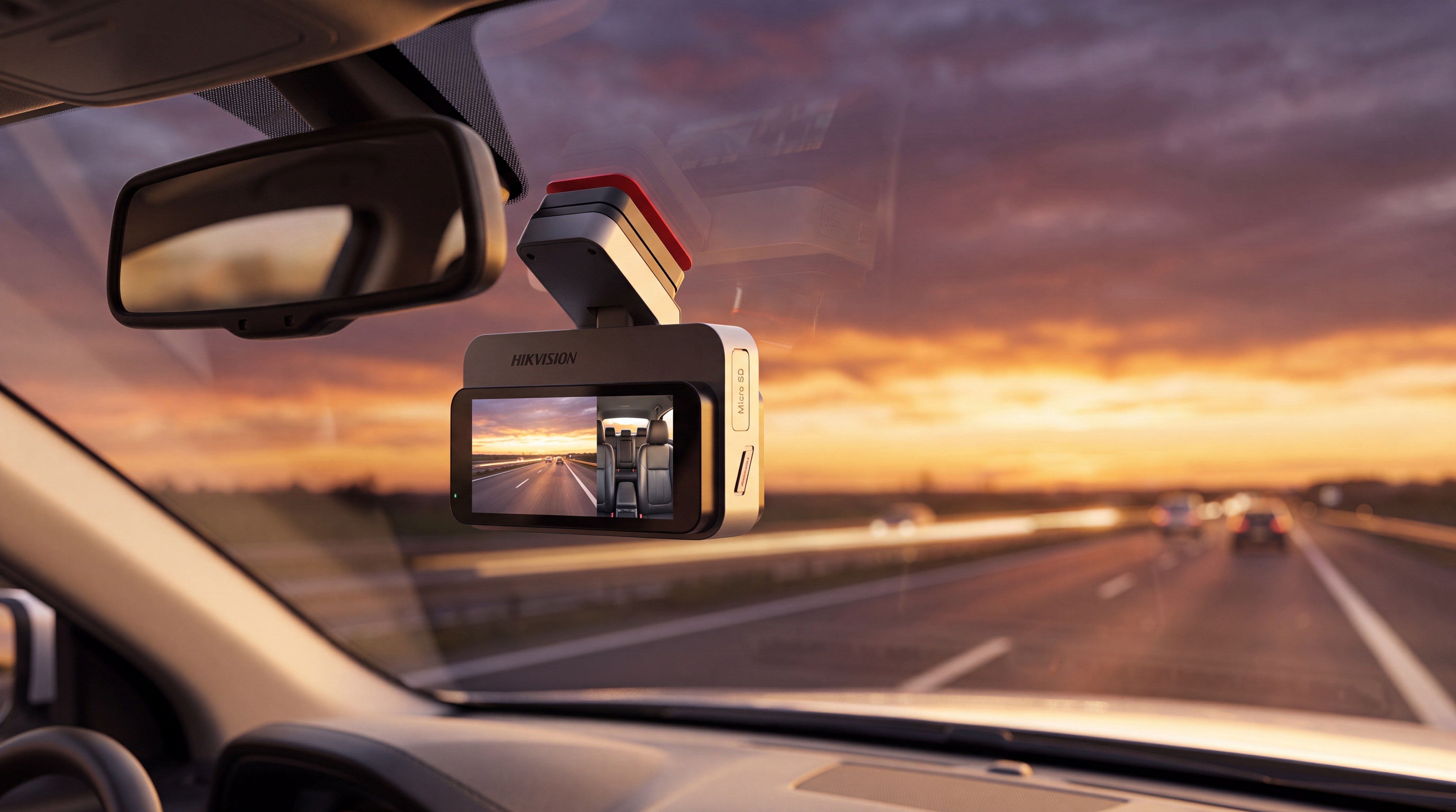 Dashcam C200S instalada en vehiculo