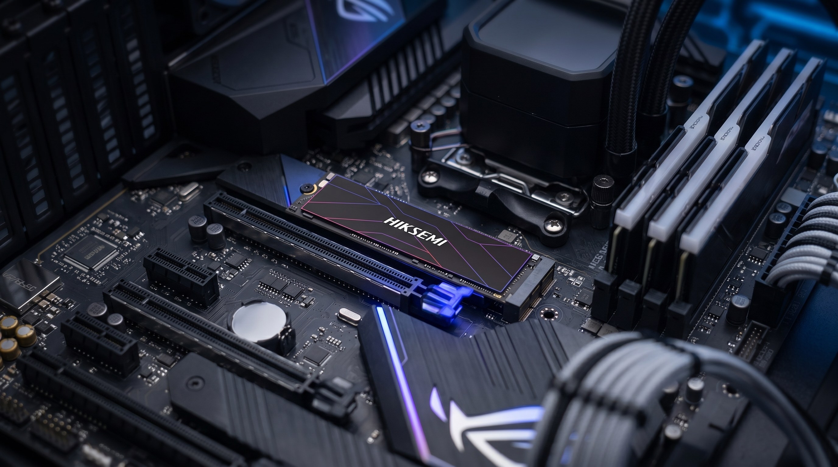 HIKSEMI FUTURE LITE SSD en workstation